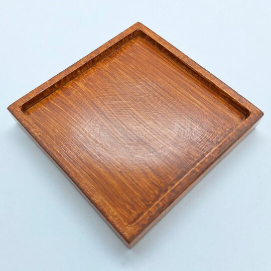 BASE CUADRADA DE CEMENTO TIPO MADERA