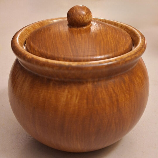 Vela BOMBONERA TIPO MADERA SERENIDAD Y FORTALEZA