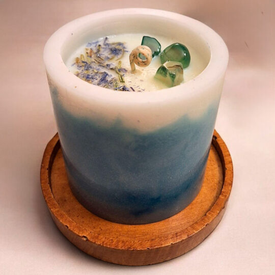 VELA FANAL CILÍNDRICA MARMOLEADA TURQUESA "CAMPOS DE ROMERO".